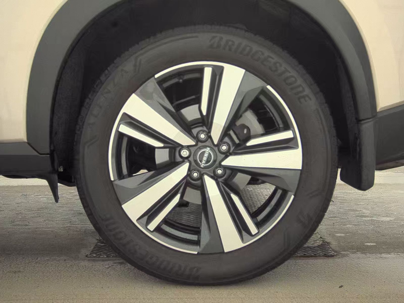 2023 Nissan Rogue SL AWD