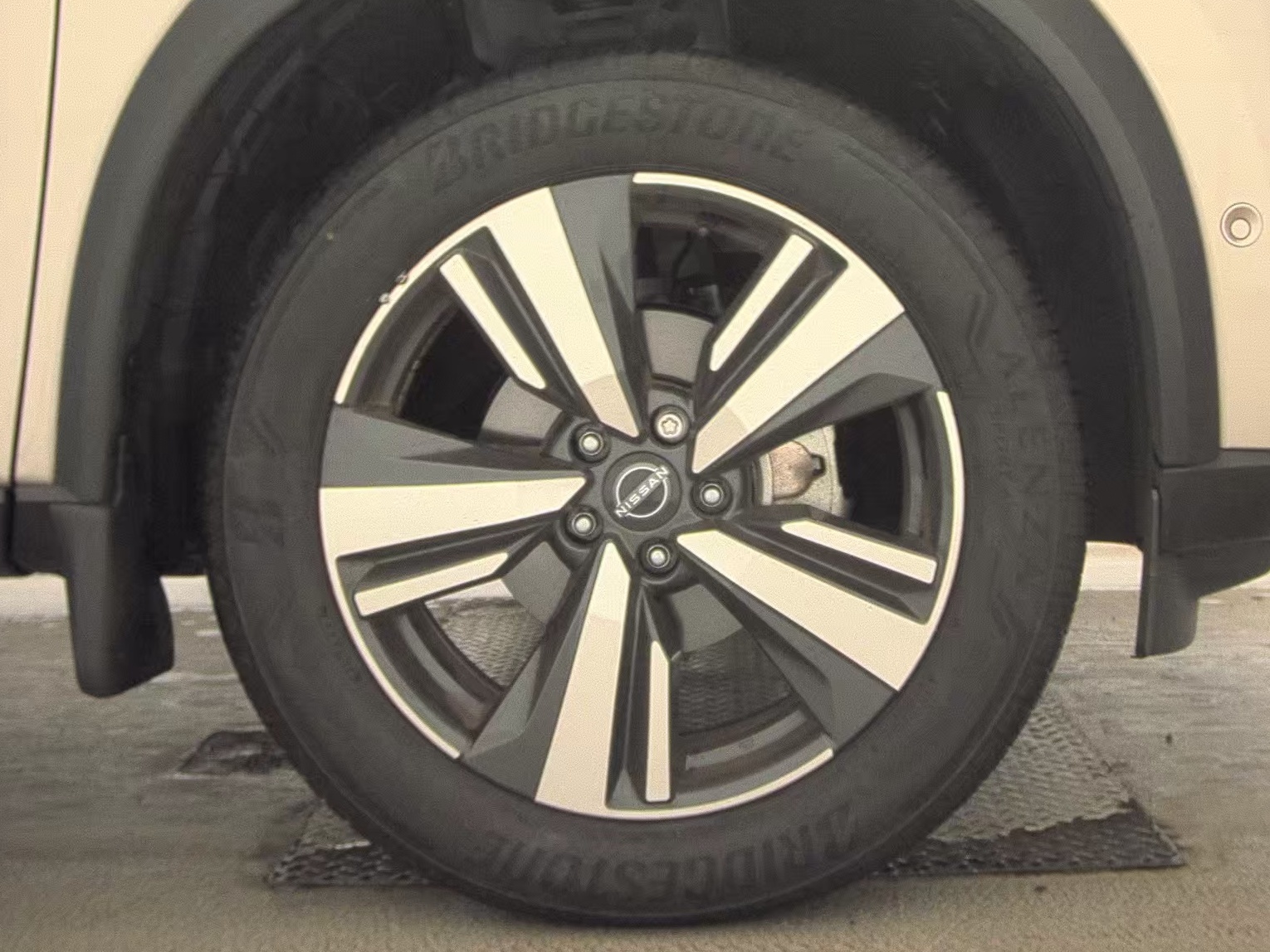 2023 Nissan Rogue Platinum AWD