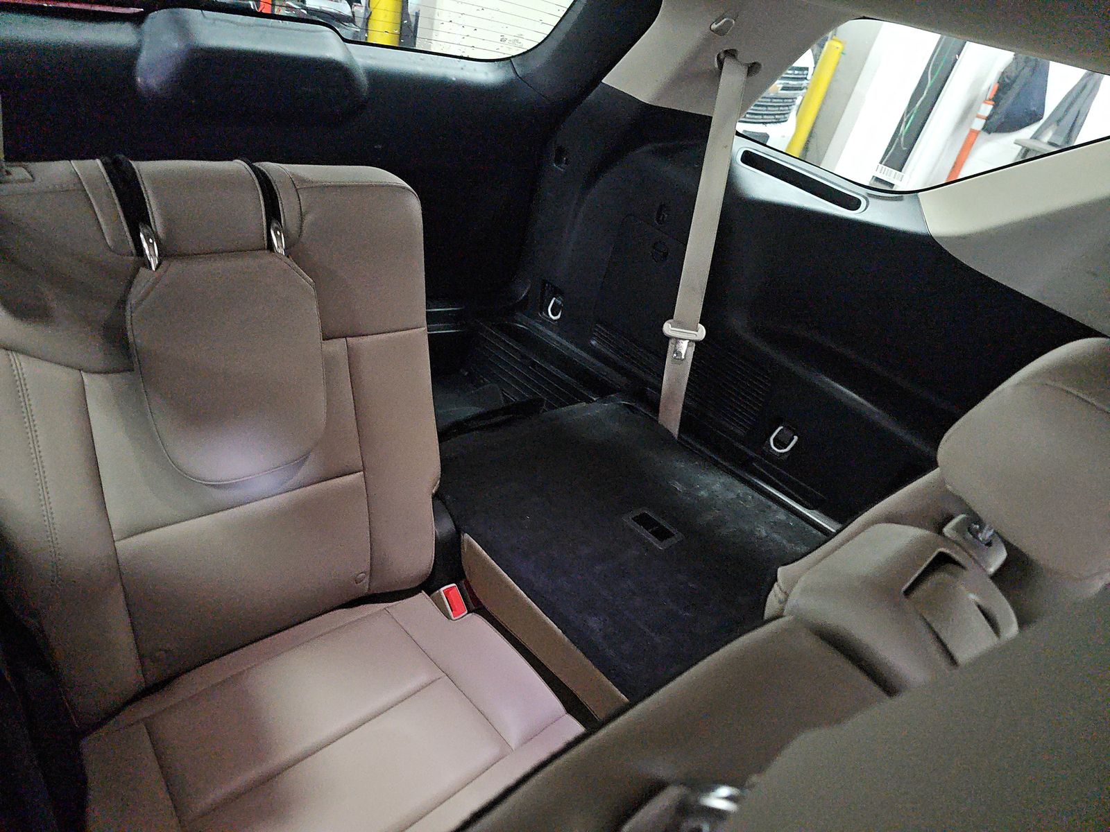 2023 Ford Explorer XLT RWD