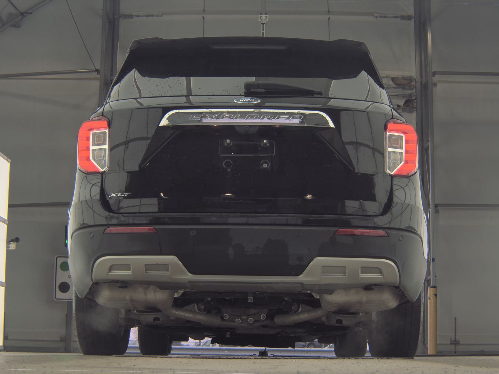 2023 Ford Explorer XLT RWD