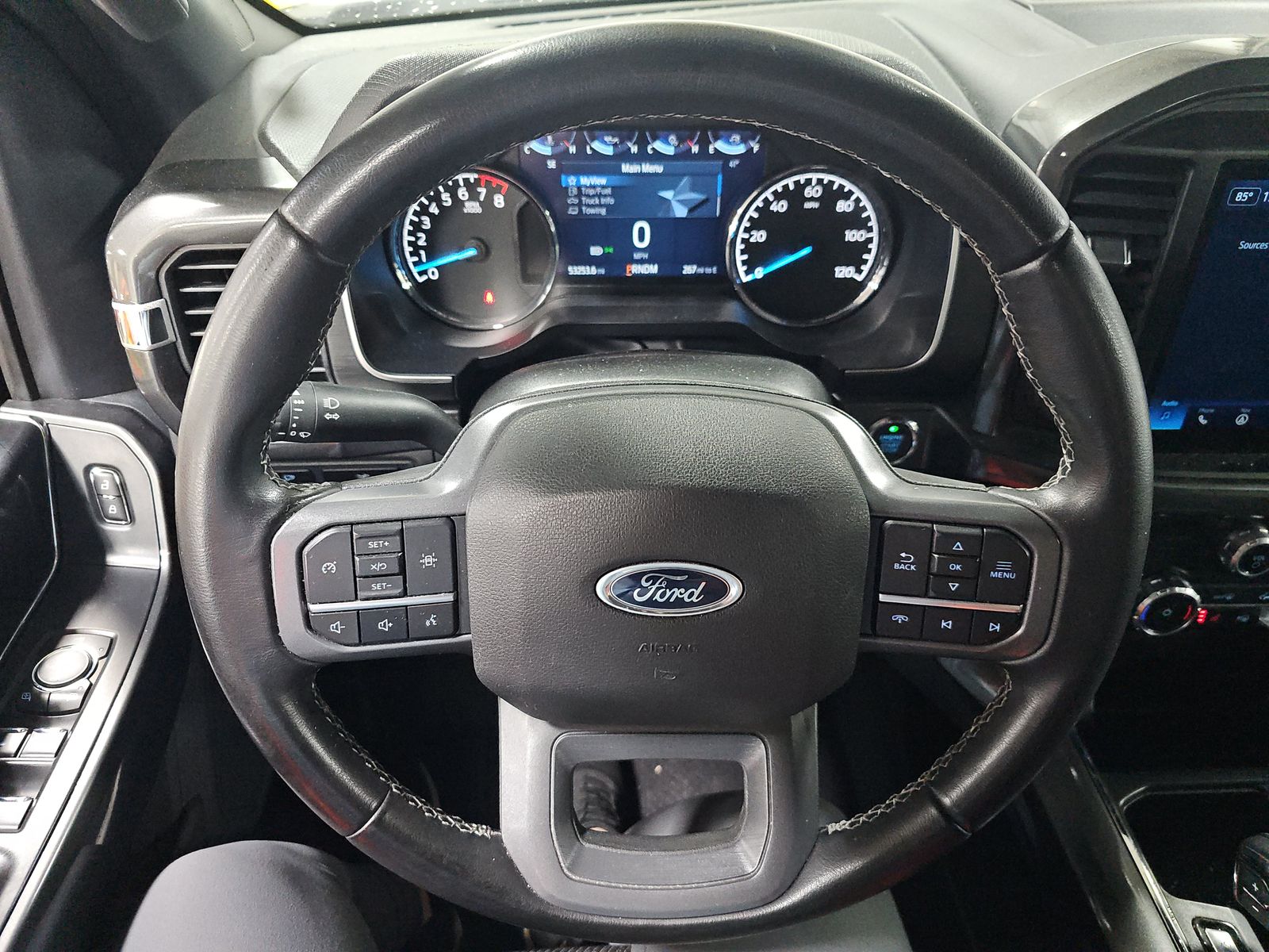 2023 Ford F-150 XLT AWD