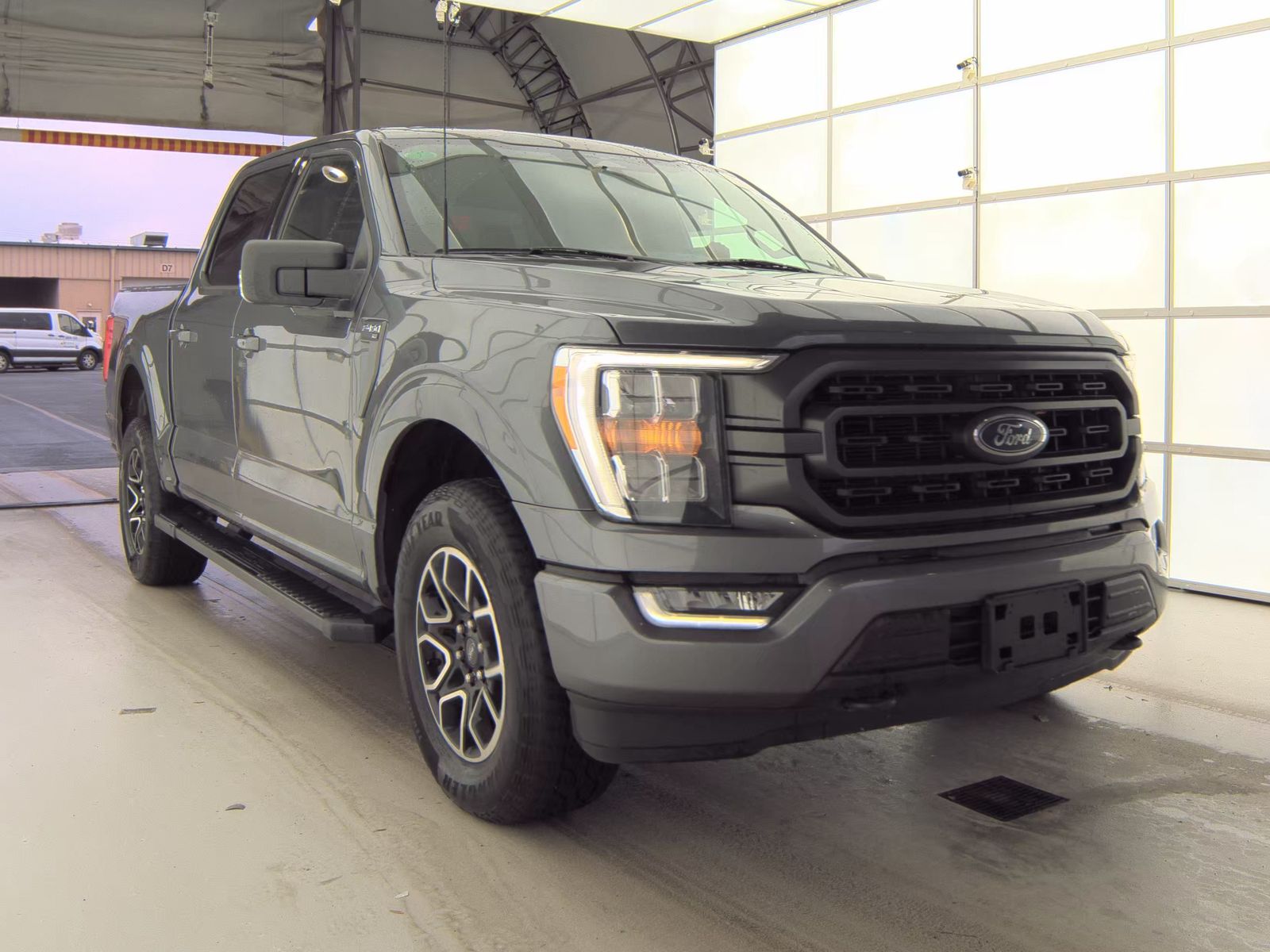 2023 Ford F-150 XLT AWD