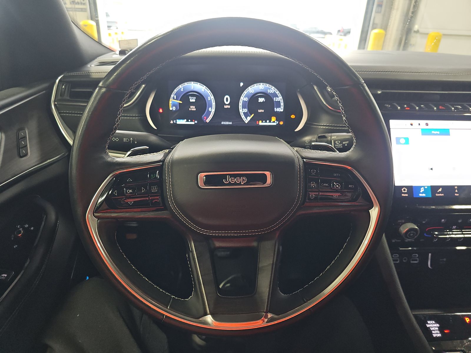 2022 Jeep Grand Cherokee Overland AWD