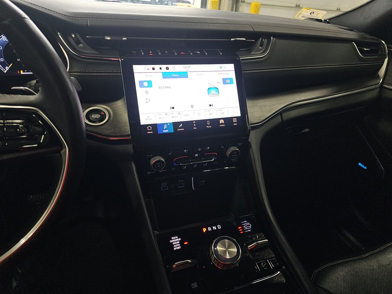 2022 Jeep Grand Cherokee Overland AWD