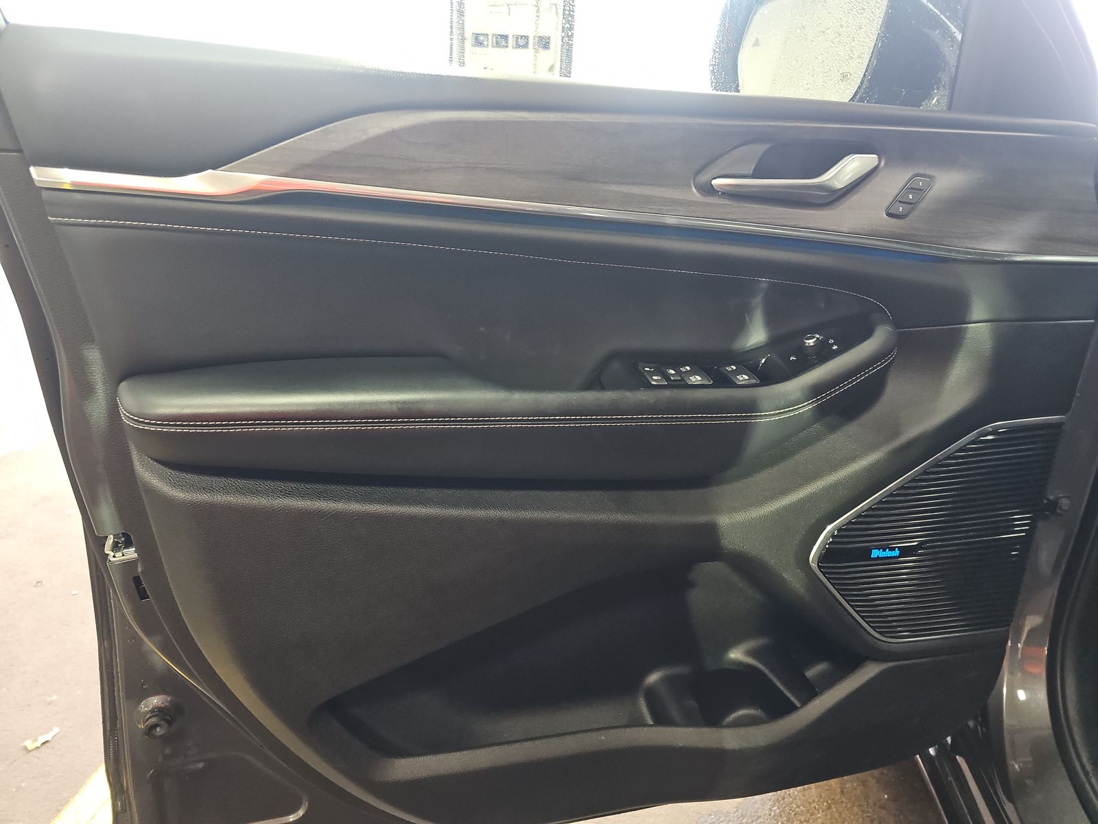 2022 Jeep Grand Cherokee Overland AWD