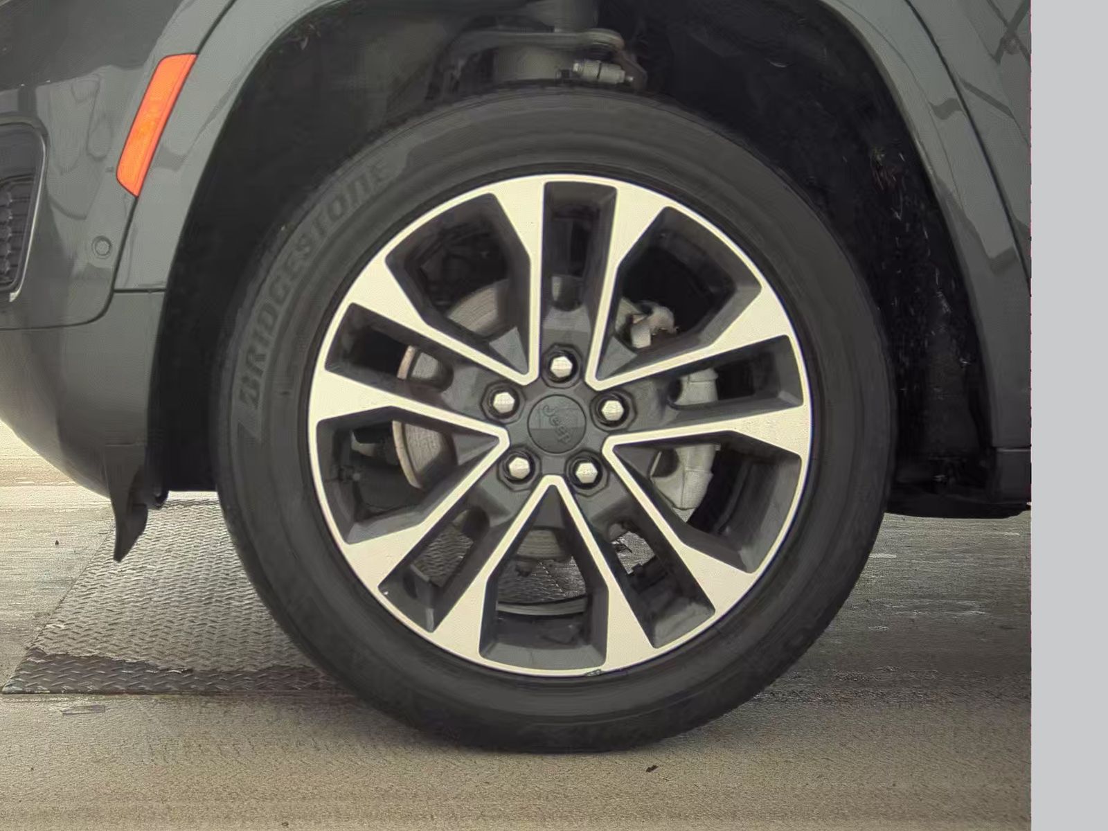 2022 Jeep Grand Cherokee Overland AWD