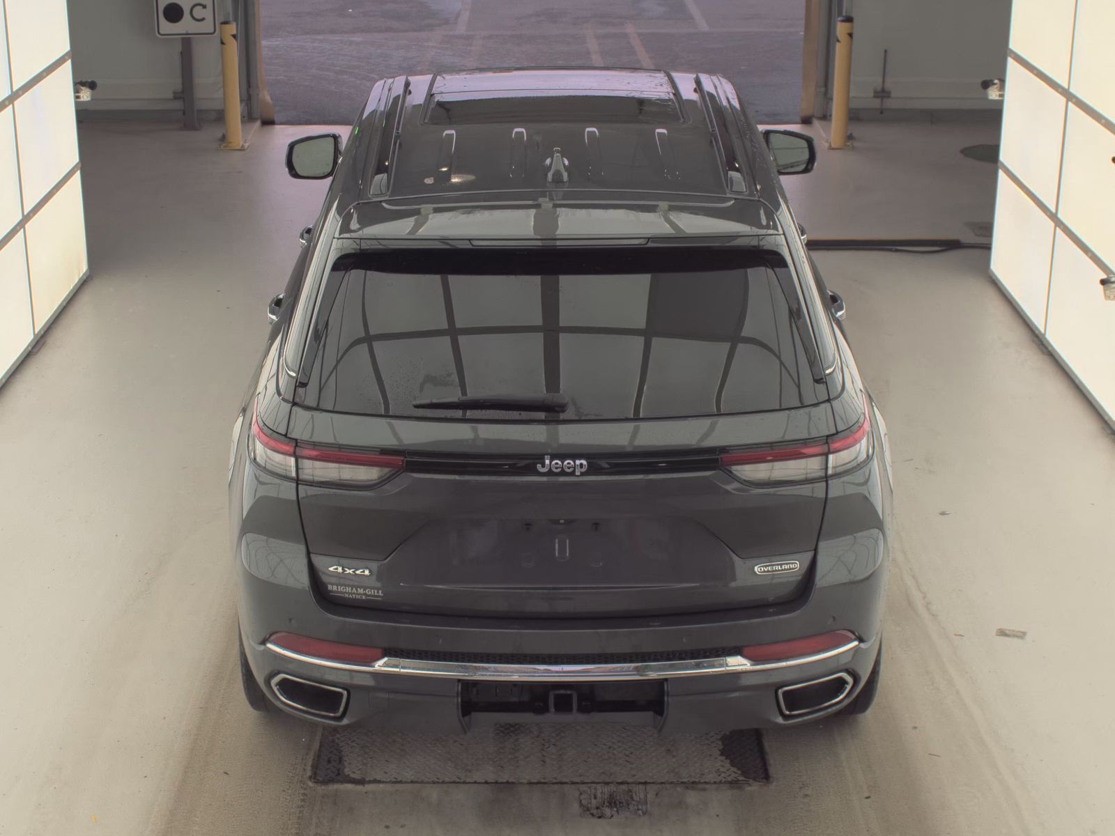 2022 Jeep Grand Cherokee Overland AWD