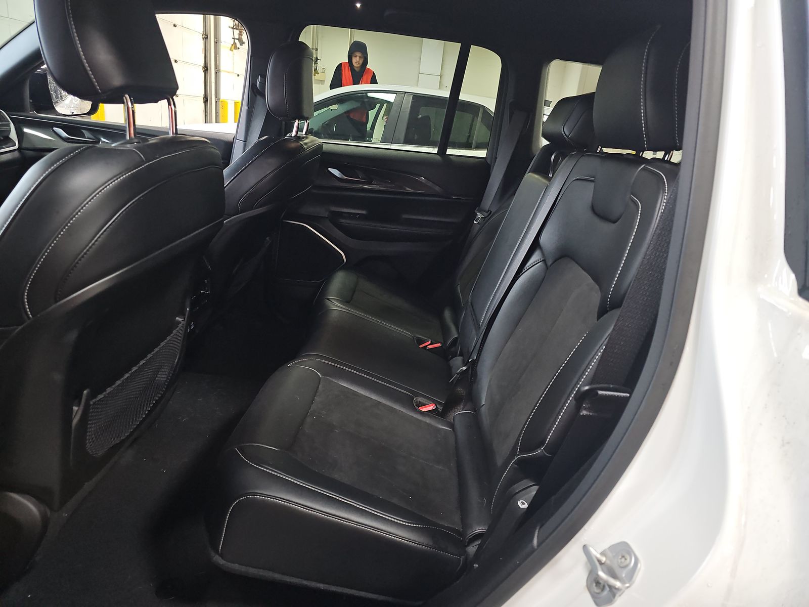 2022 Jeep Grand Cherokee Altitude AWD