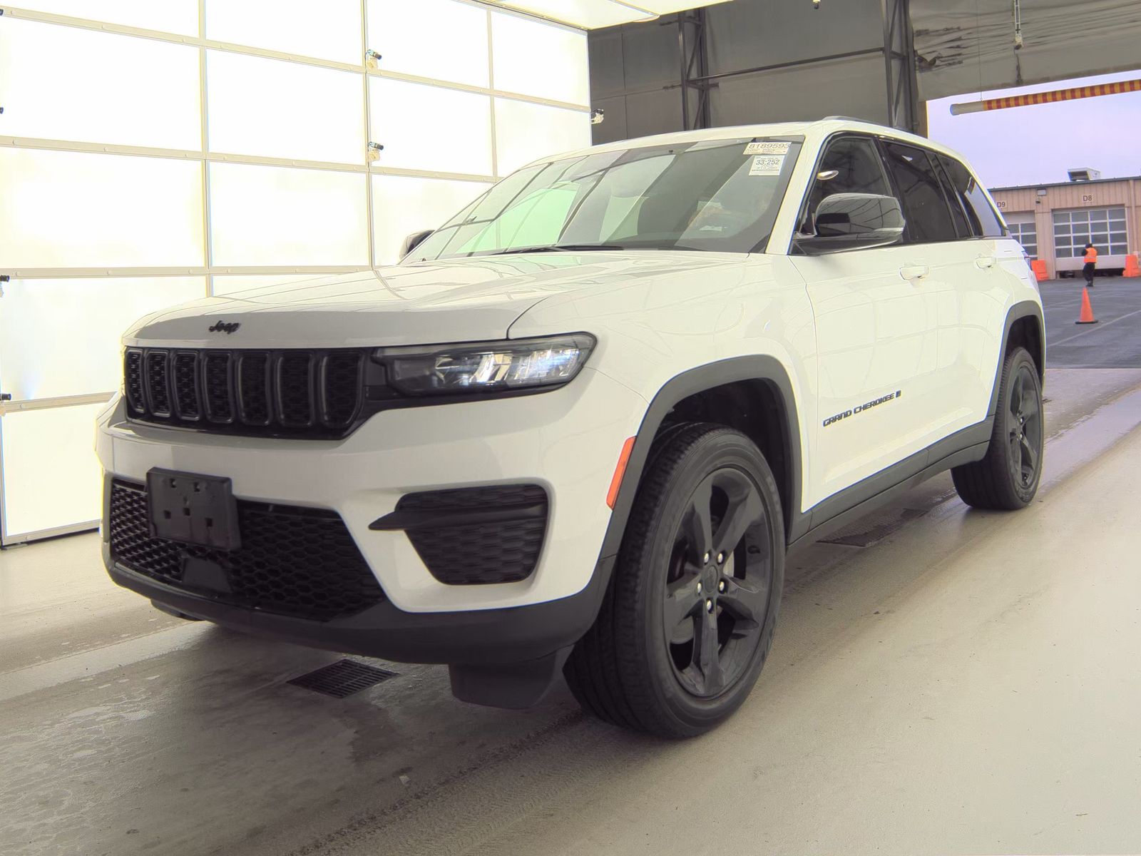 2022 Jeep Grand Cherokee Altitude AWD