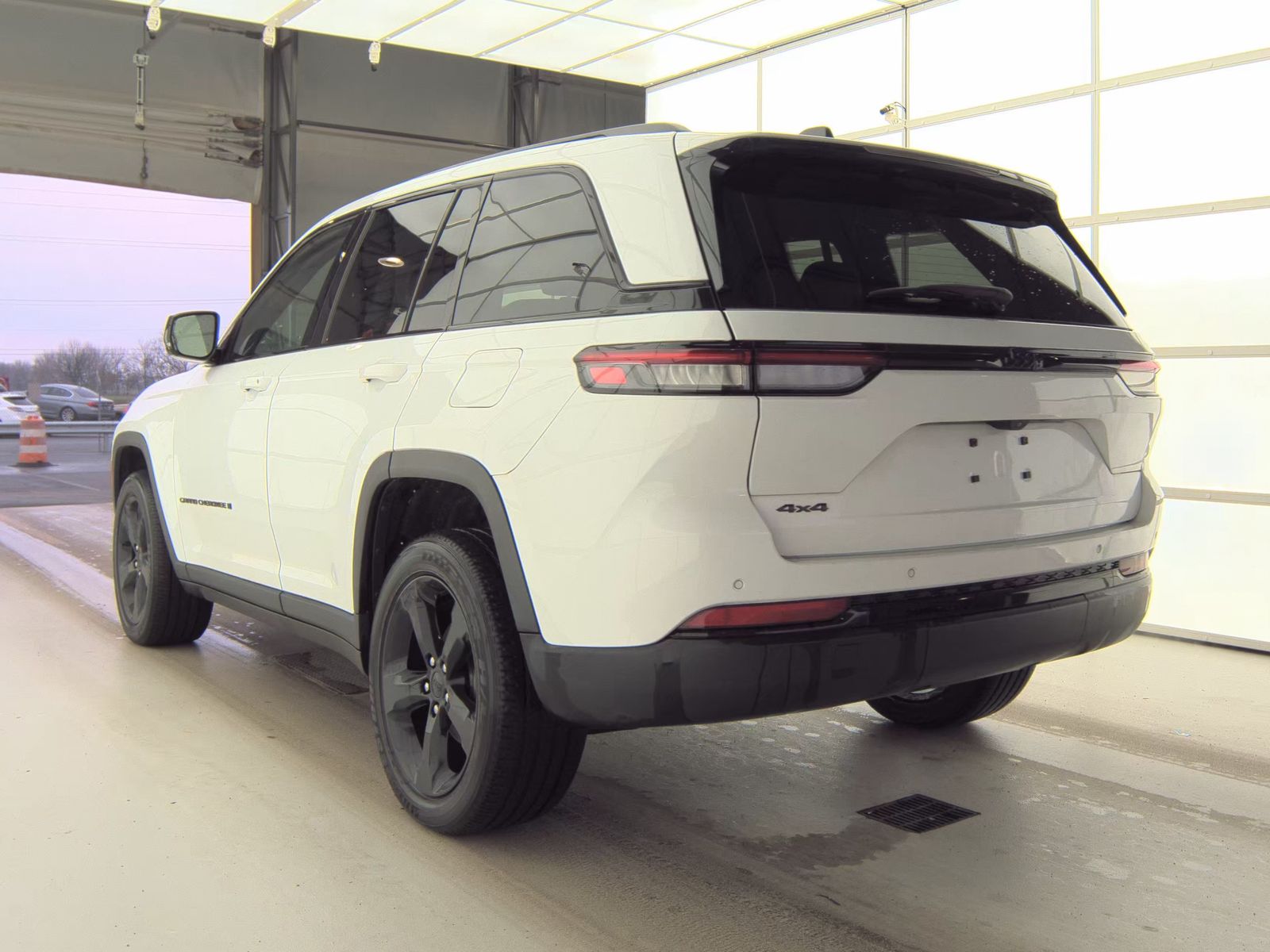 2022 Jeep Grand Cherokee Altitude AWD