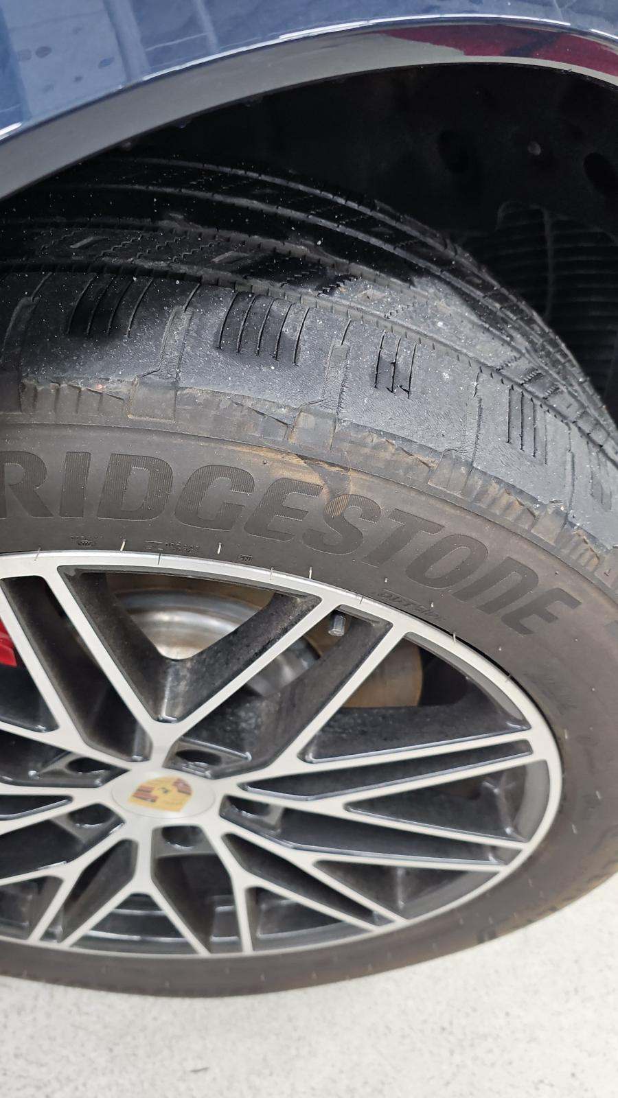 2024 Porsche Cayenne S AWD