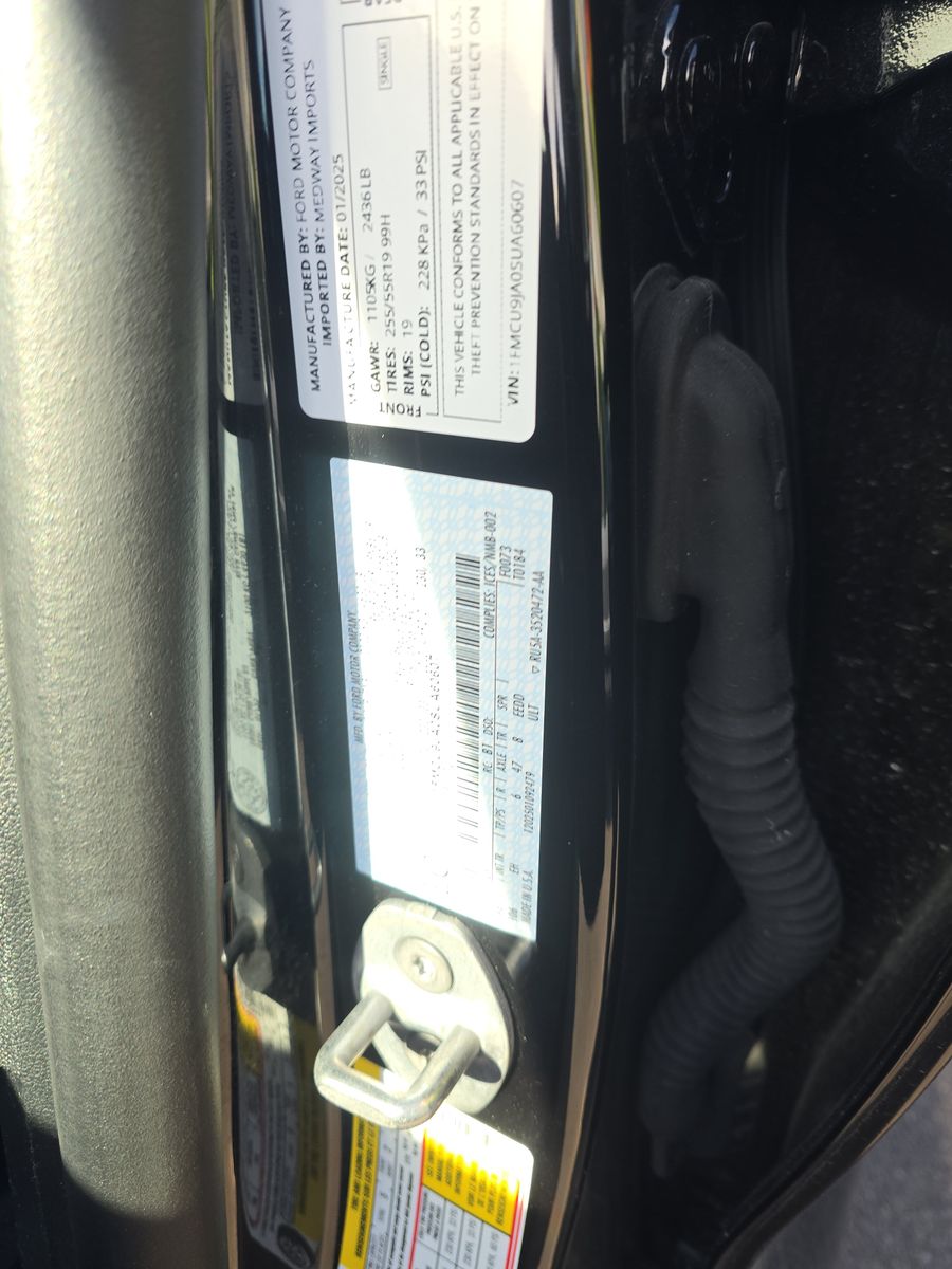 2025 Ford Escape Platinum AWD