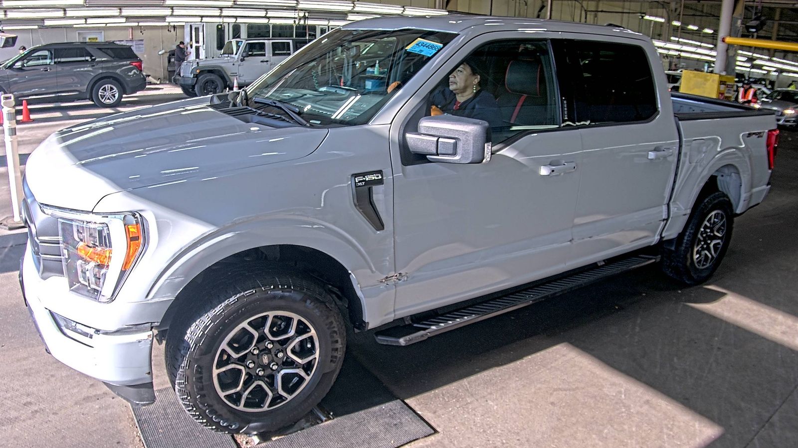 2023 Ford F-150 XLT AWD