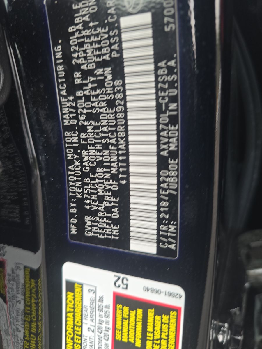 2024 Toyota Camry SE FWD