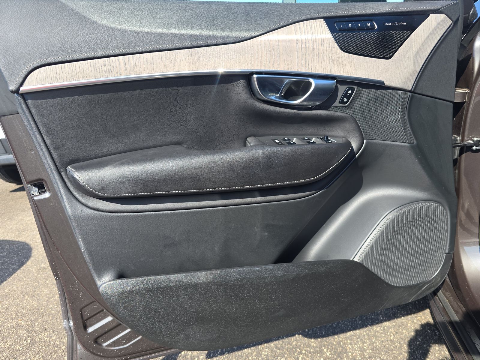 2023 Volvo XC90 B6 Ultimate AWD