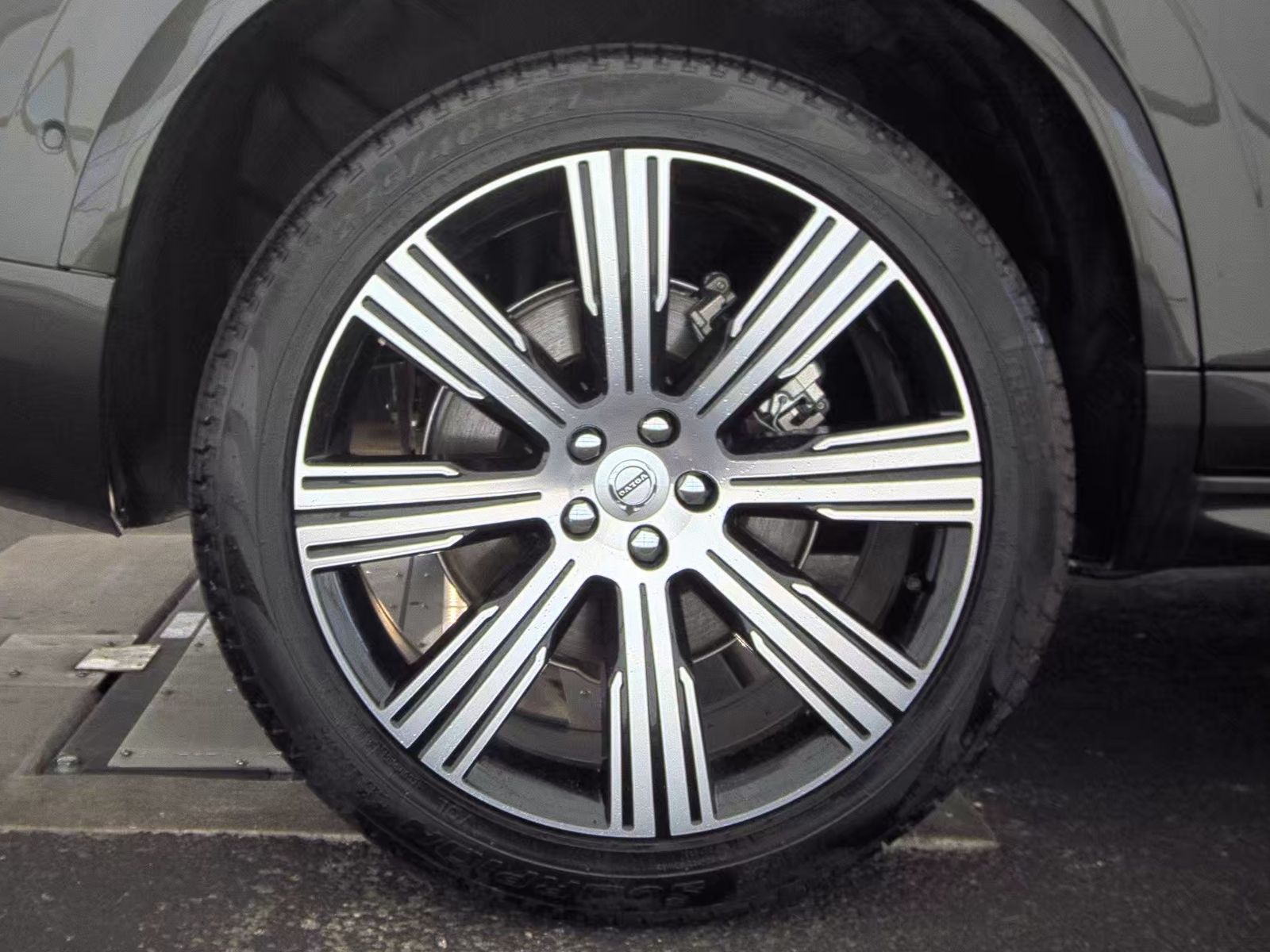 2023 Volvo XC90 B6 Ultimate AWD