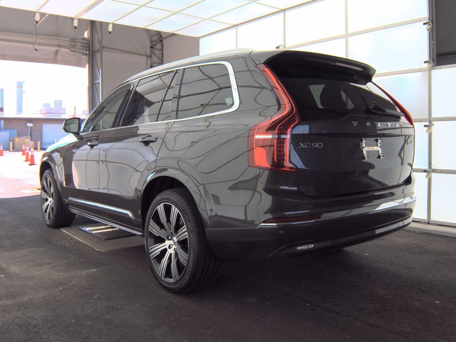 2023 Volvo XC90 B6 Ultimate AWD