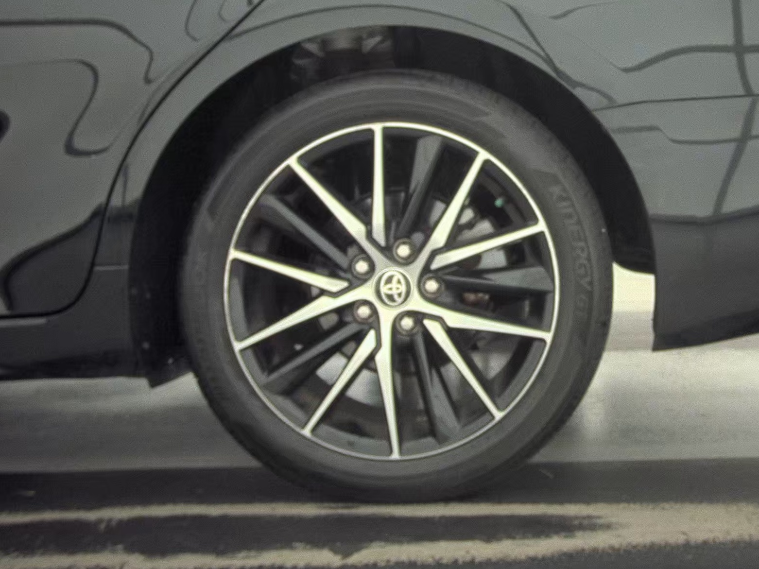 2024 Toyota Camry SE FWD