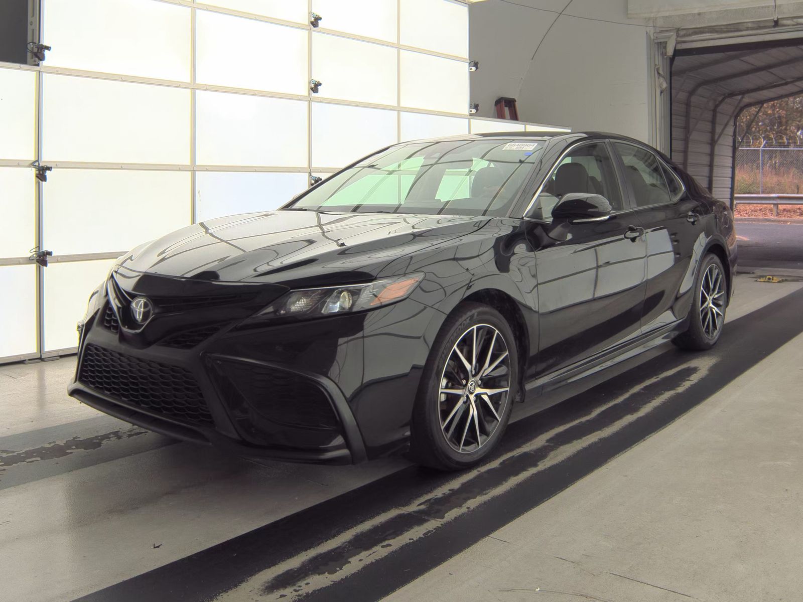 2024 Toyota Camry SE FWD