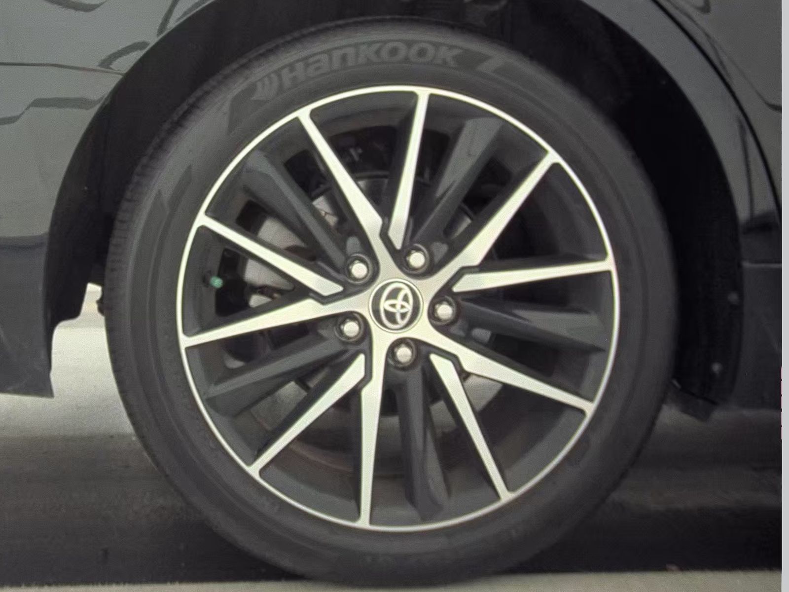 2024 Toyota Camry SE FWD