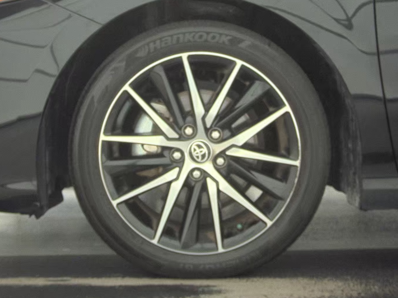 2024 Toyota Camry SE FWD