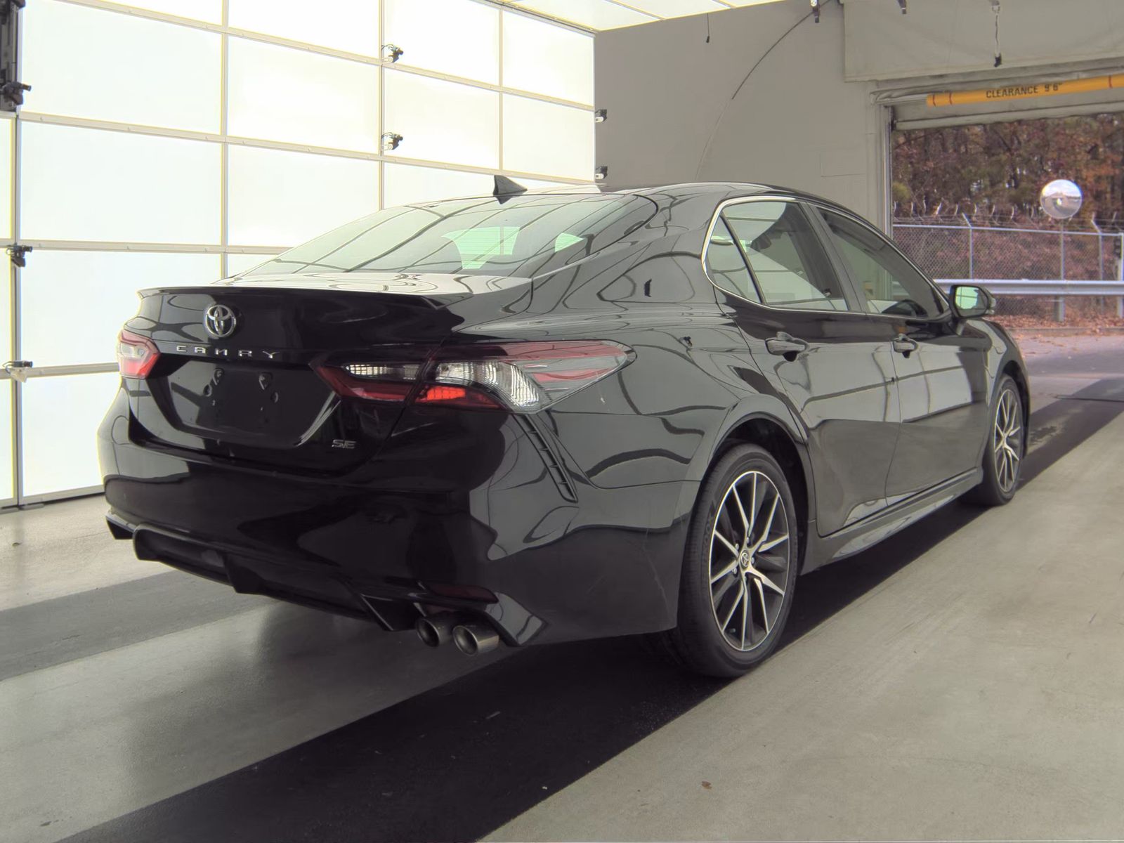 2024 Toyota Camry SE FWD