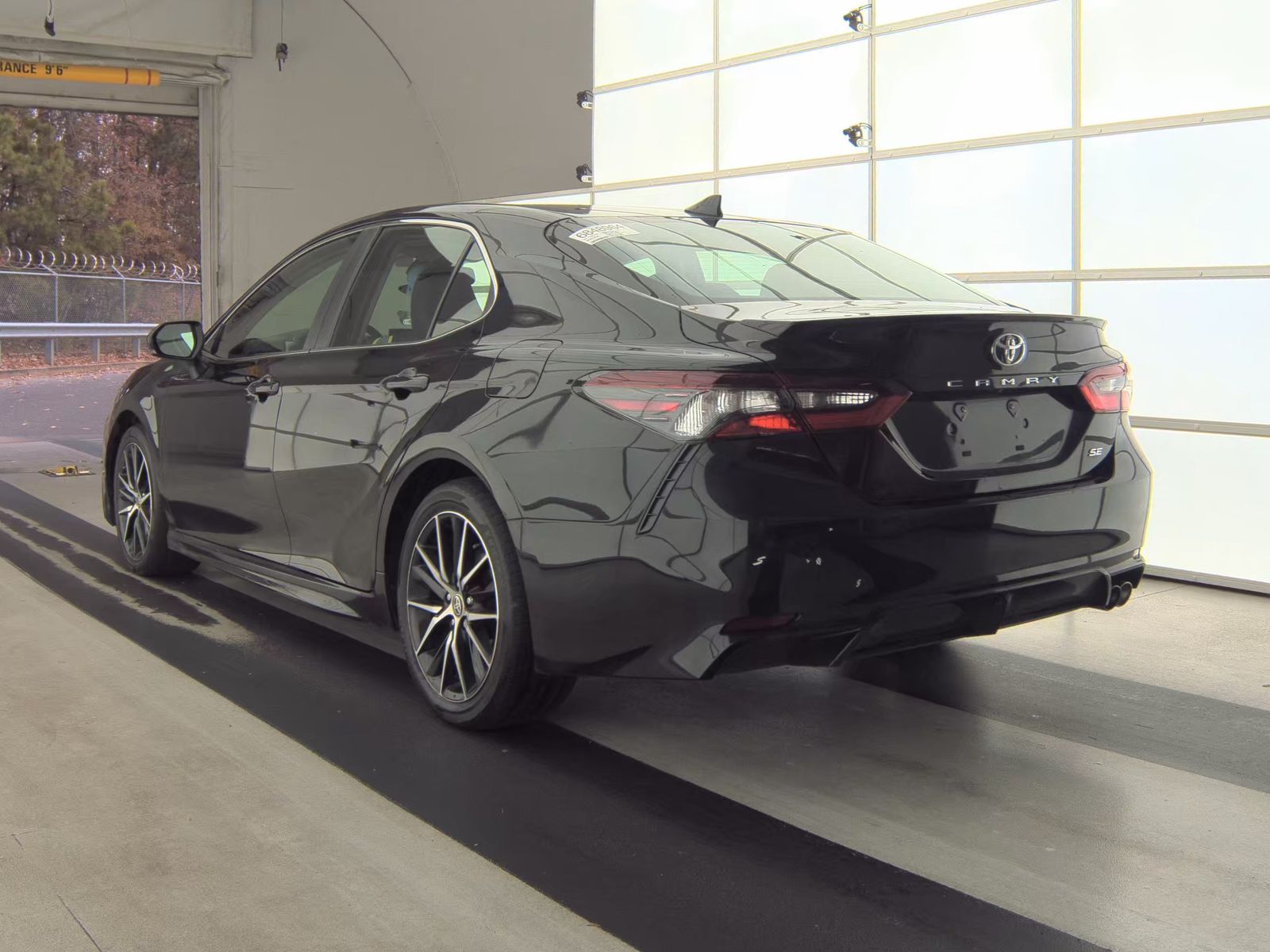 2024 Toyota Camry SE FWD