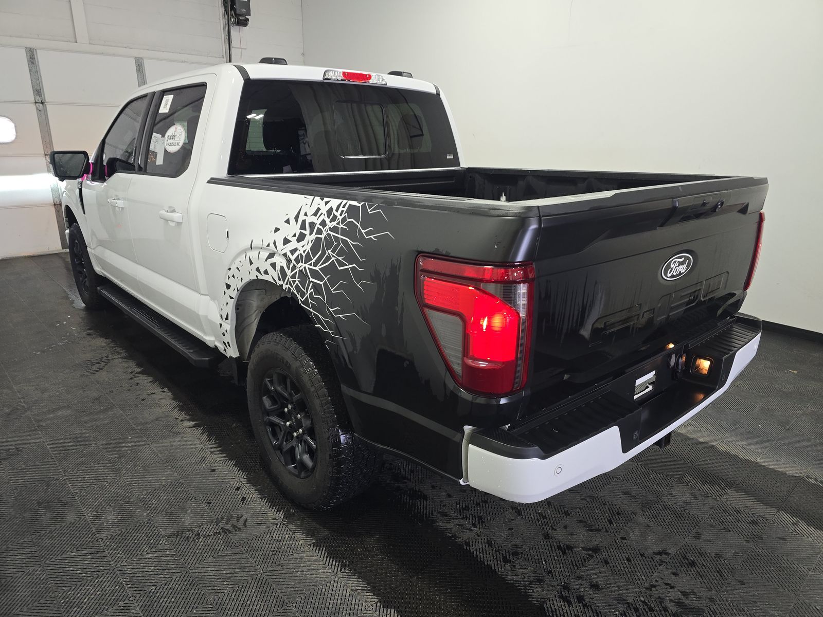 2024 Ford F-150 XLT AWD