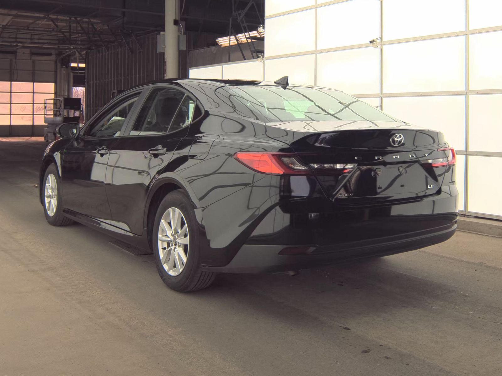 2025 Toyota Camry LE FWD