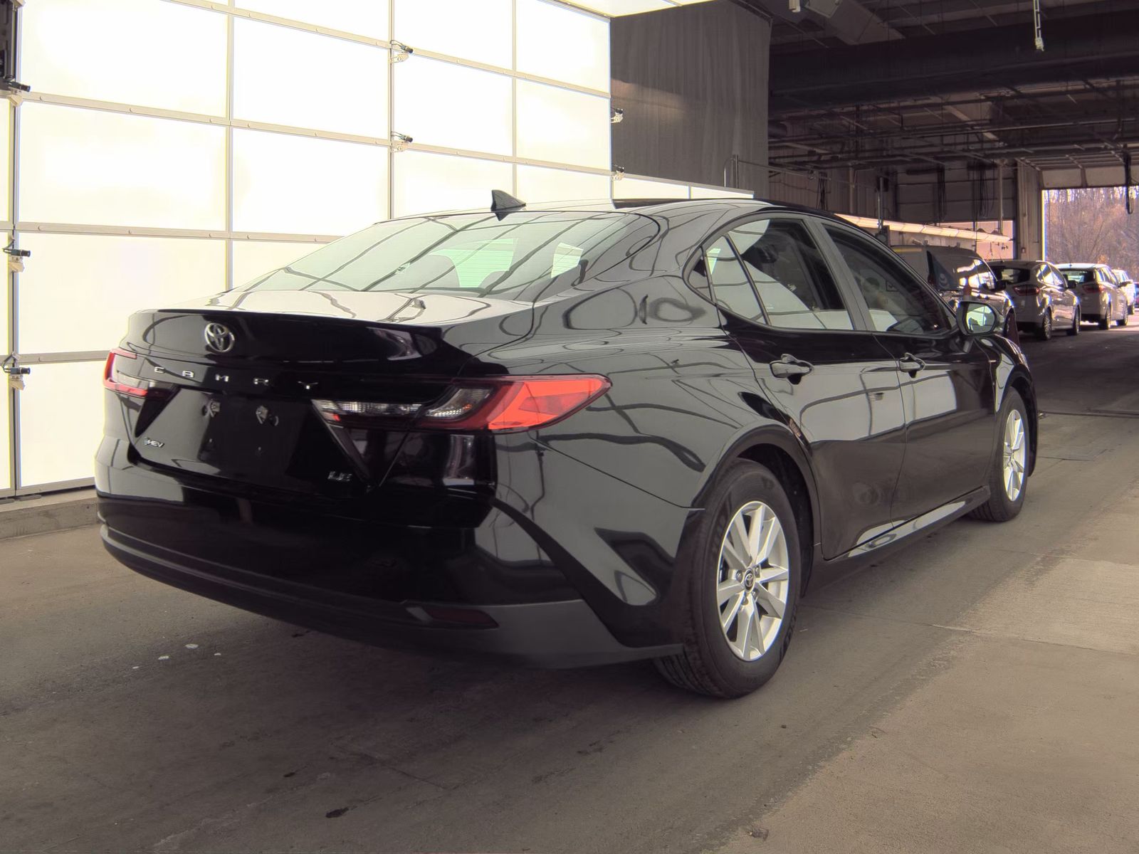 2025 Toyota Camry LE FWD