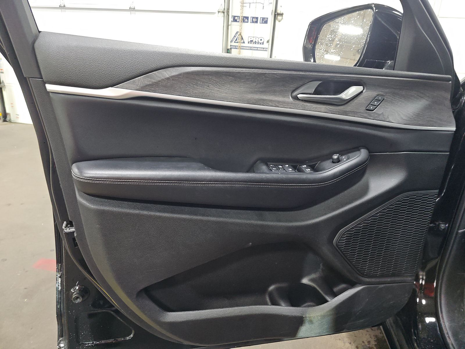 2023 Jeep Grand Cherokee Limited AWD