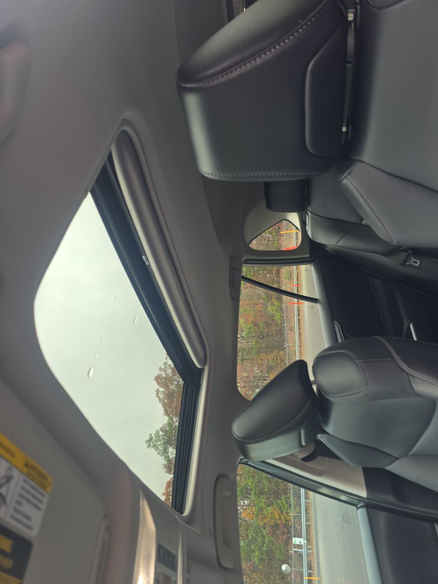 2023 Toyota RAV4 XLE Premium FWD