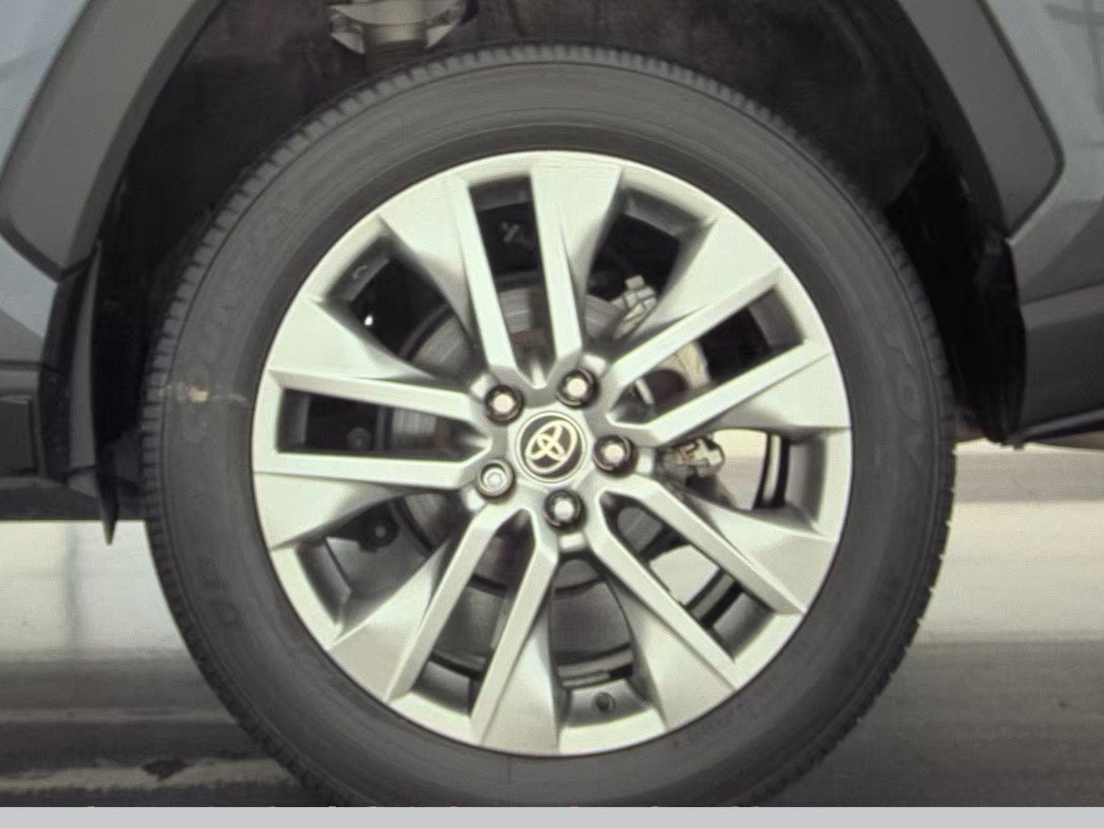 2023 Toyota RAV4 XLE Premium FWD