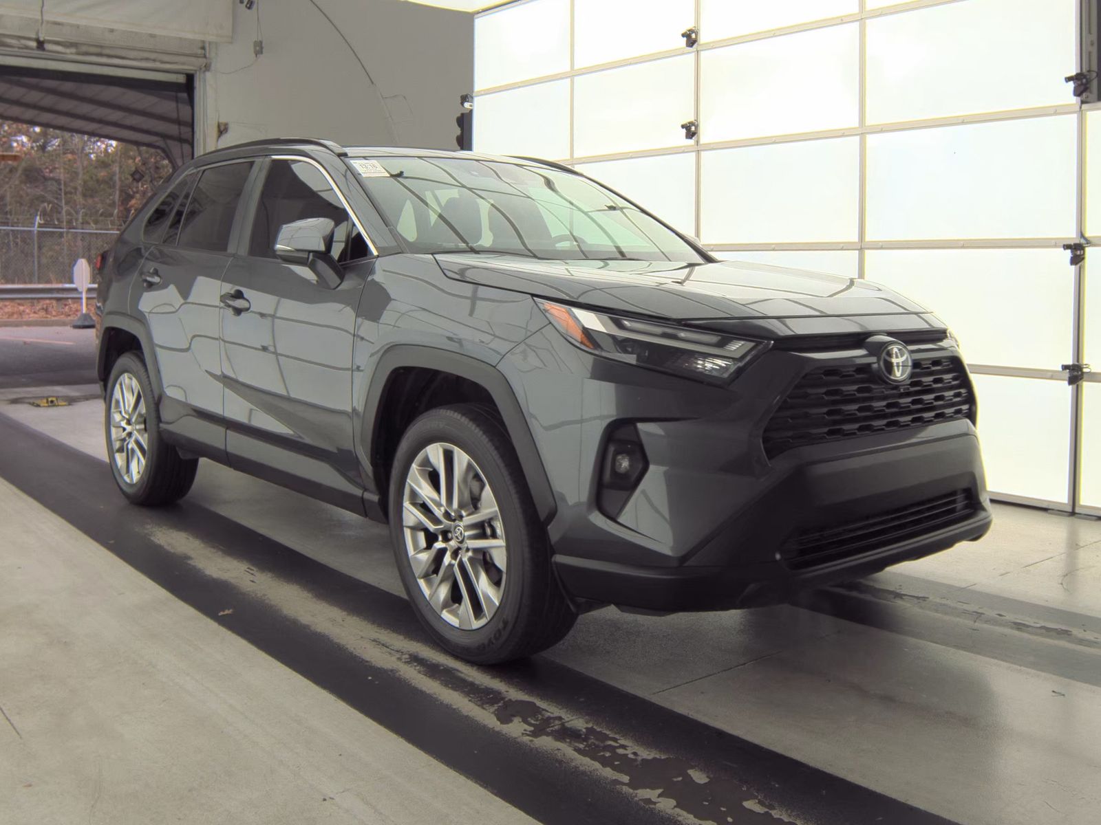 2023 Toyota RAV4 XLE Premium FWD