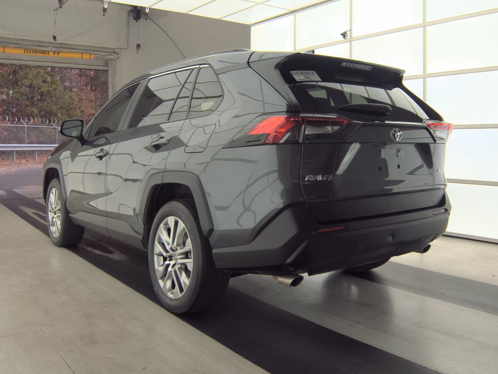 2023 Toyota RAV4 XLE Premium FWD