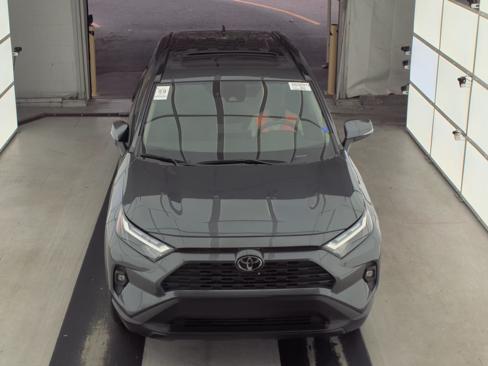 2023 Toyota RAV4 XLE Premium FWD