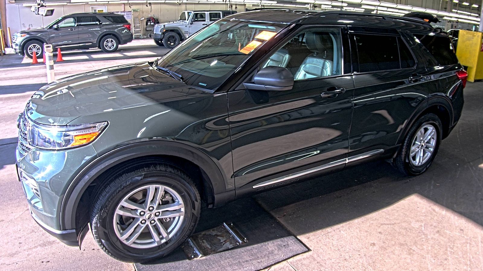 2022 Ford Explorer XLT AWD