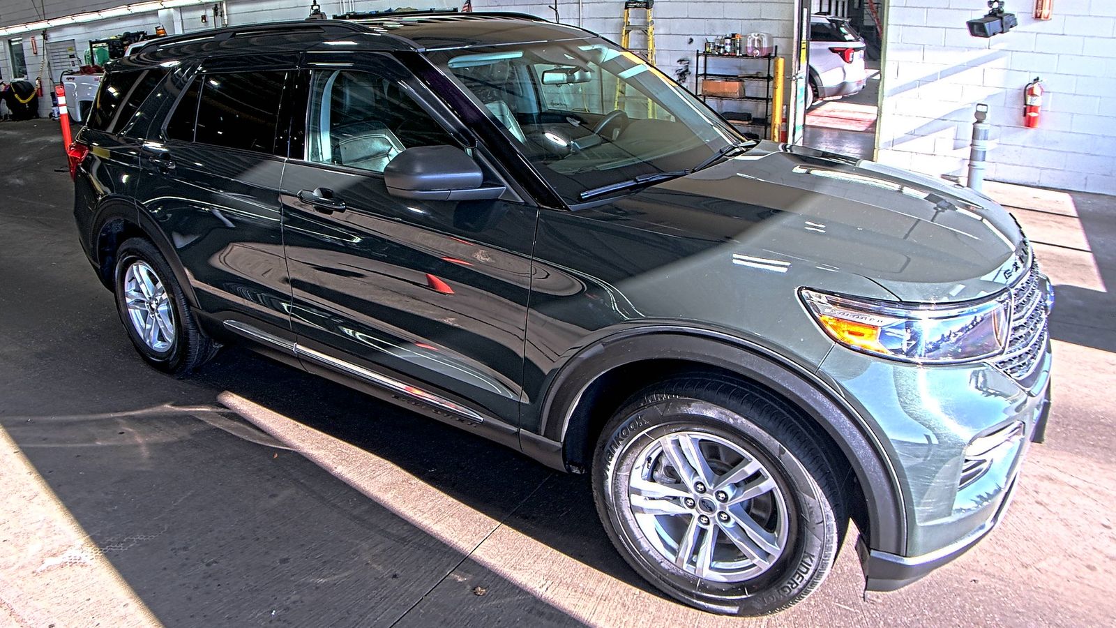 2022 Ford Explorer XLT AWD