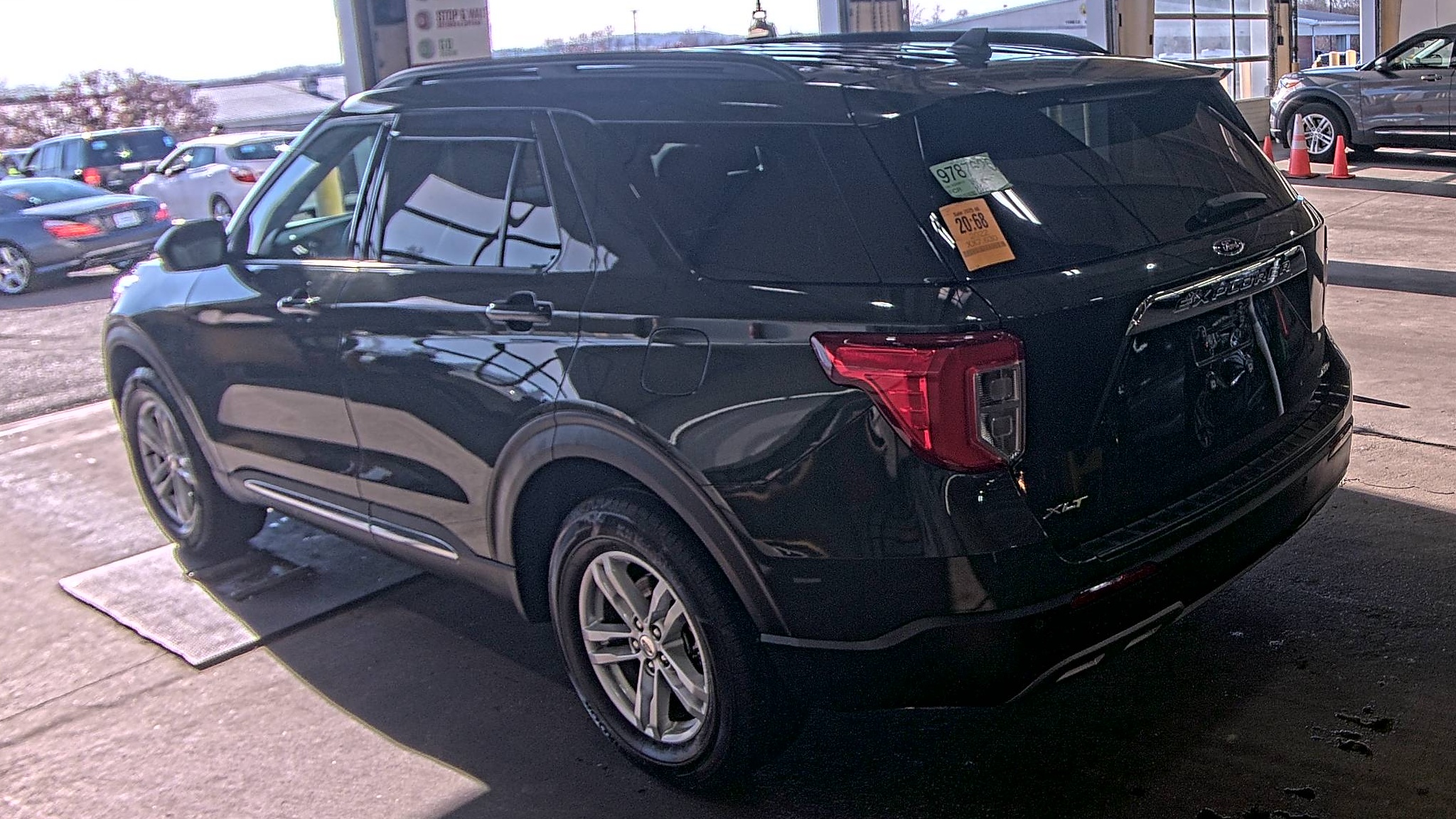 2022 Ford Explorer XLT AWD