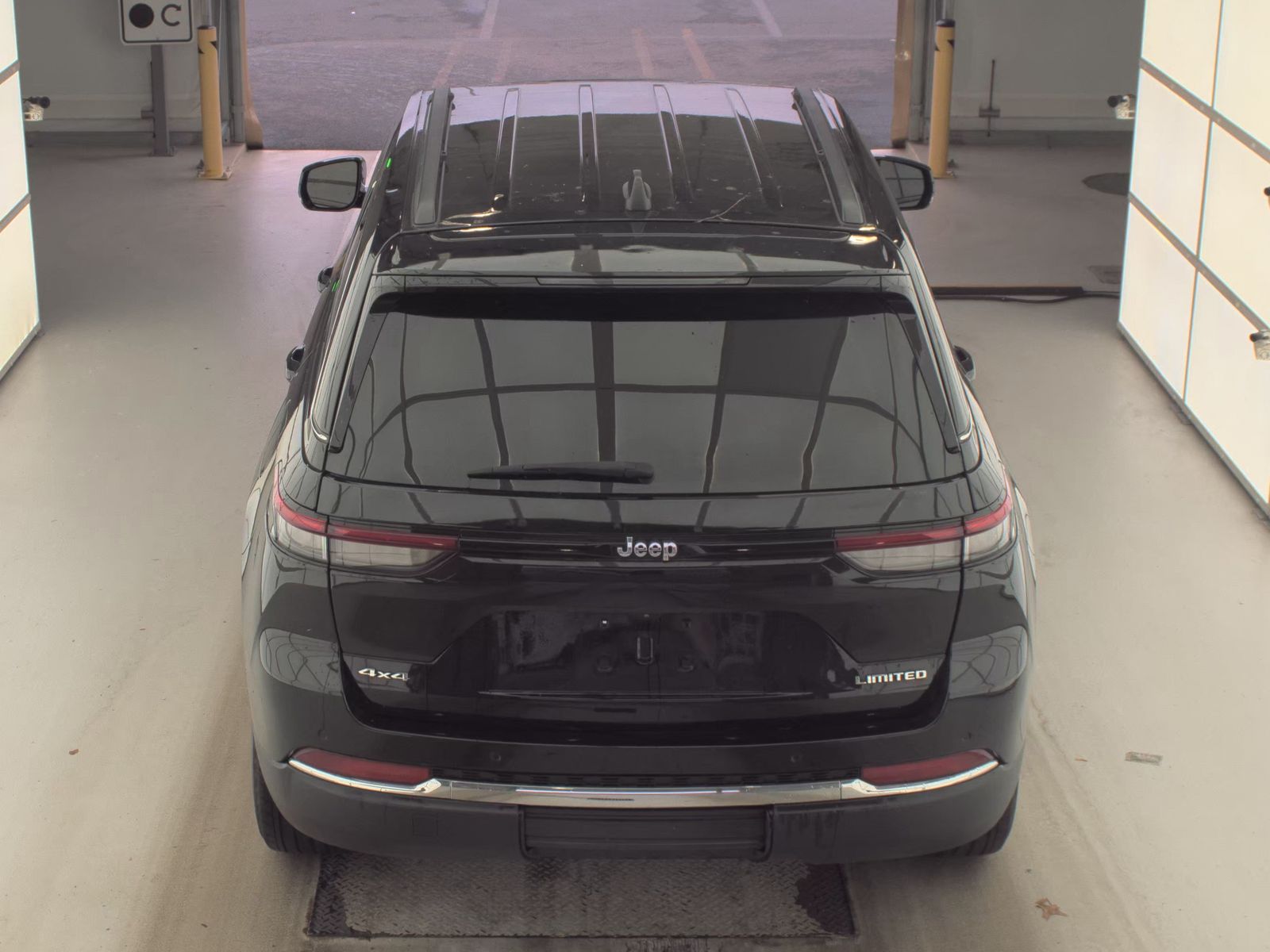 2023 Jeep Grand Cherokee Limited AWD