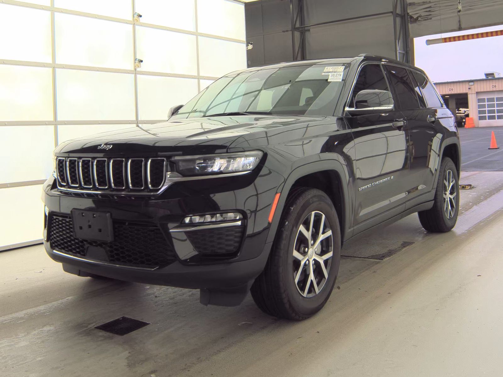 2023 Jeep Grand Cherokee Limited AWD