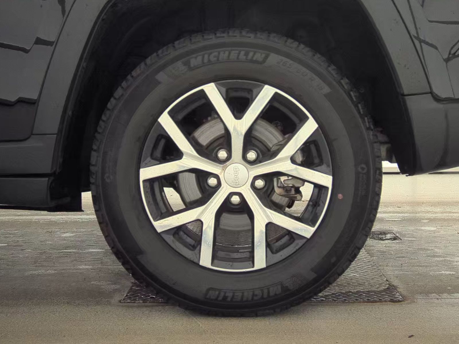 2023 Jeep Grand Cherokee Limited AWD