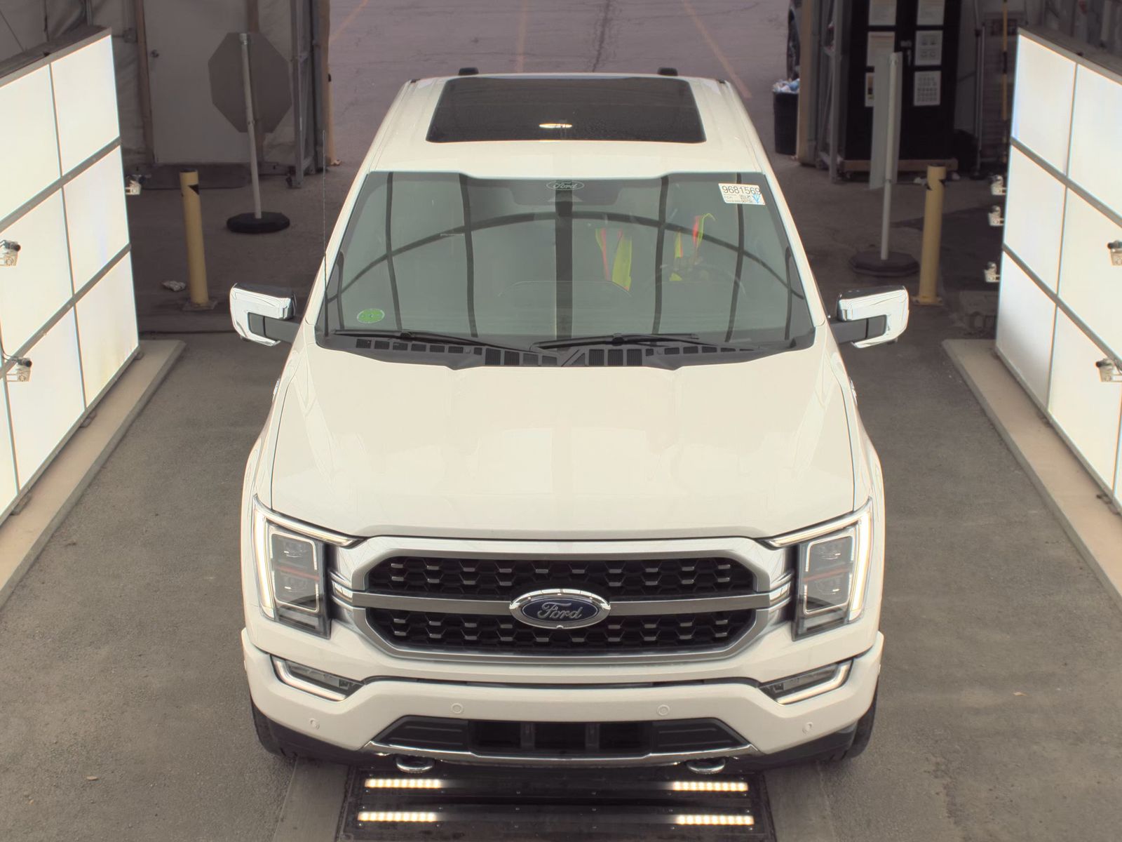 2022 Ford F-150 Hybrid Platinum AWD