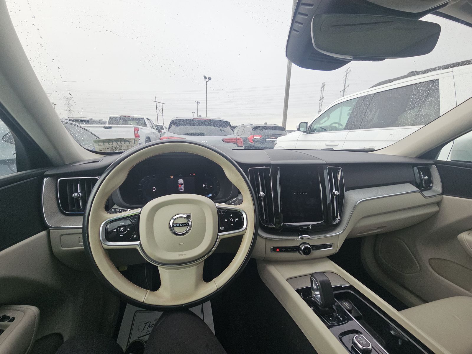 2023 Volvo XC60 B5 Plus AWD