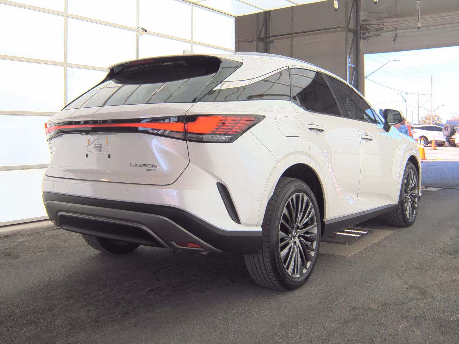 2025 Lexus RX 450h+ Luxury AWD