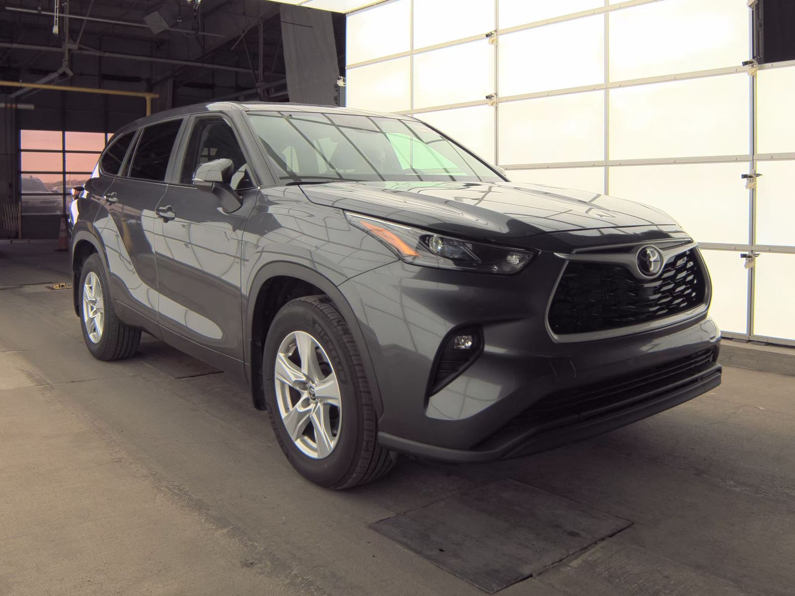 2024 Toyota Highlander LE AWD