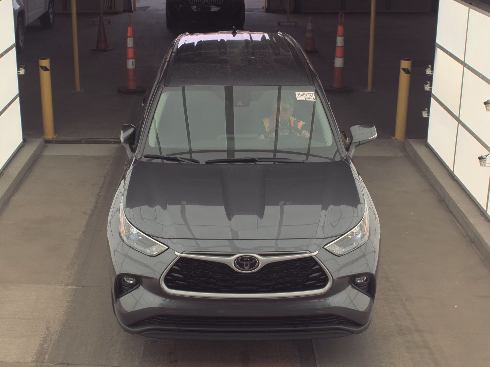 2024 Toyota Highlander LE AWD