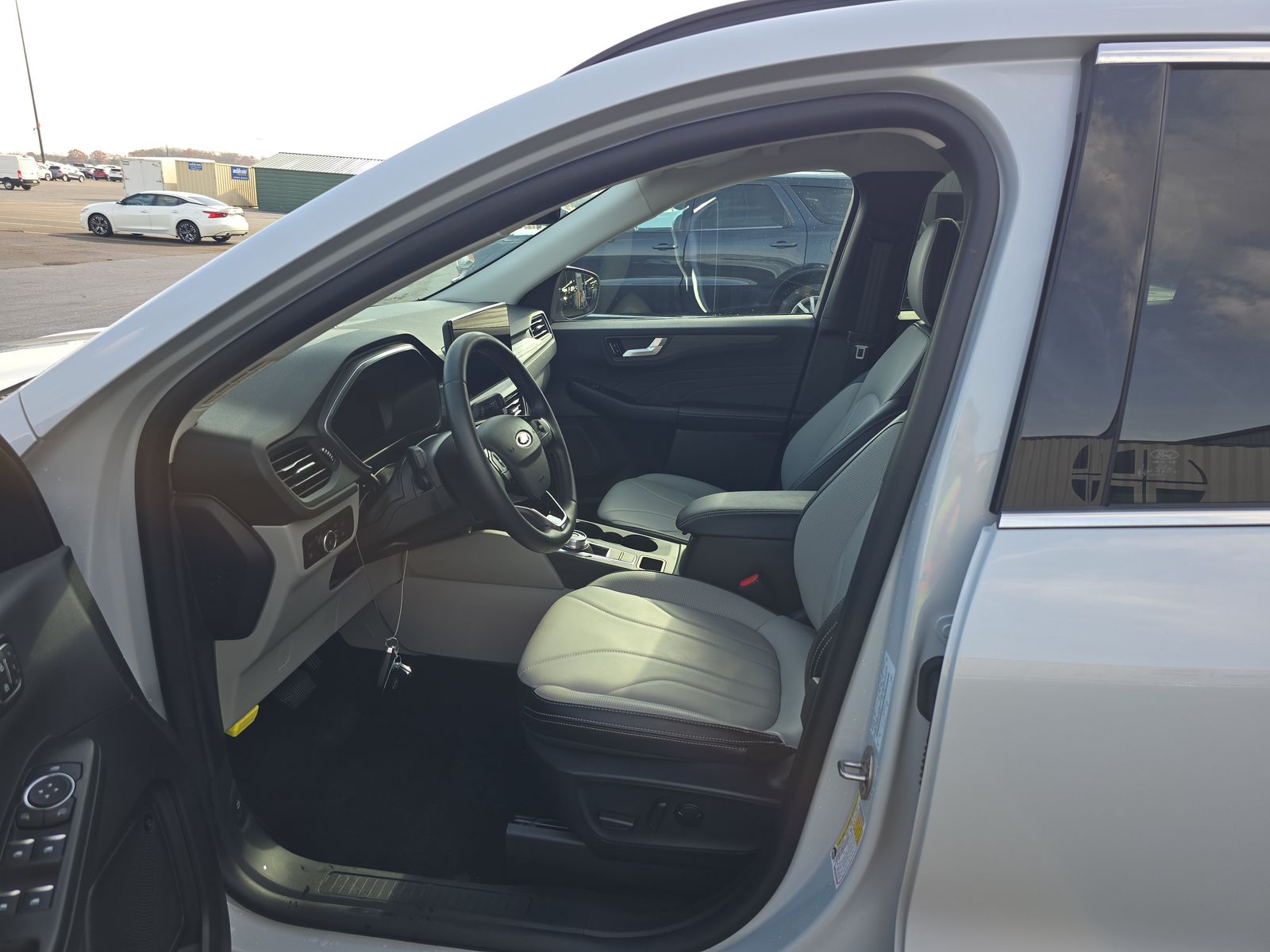 2025 Ford Escape Hybrid Platinum FWD