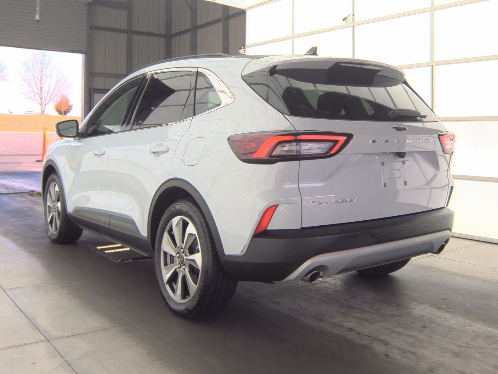 2025 Ford Escape Hybrid Platinum FWD