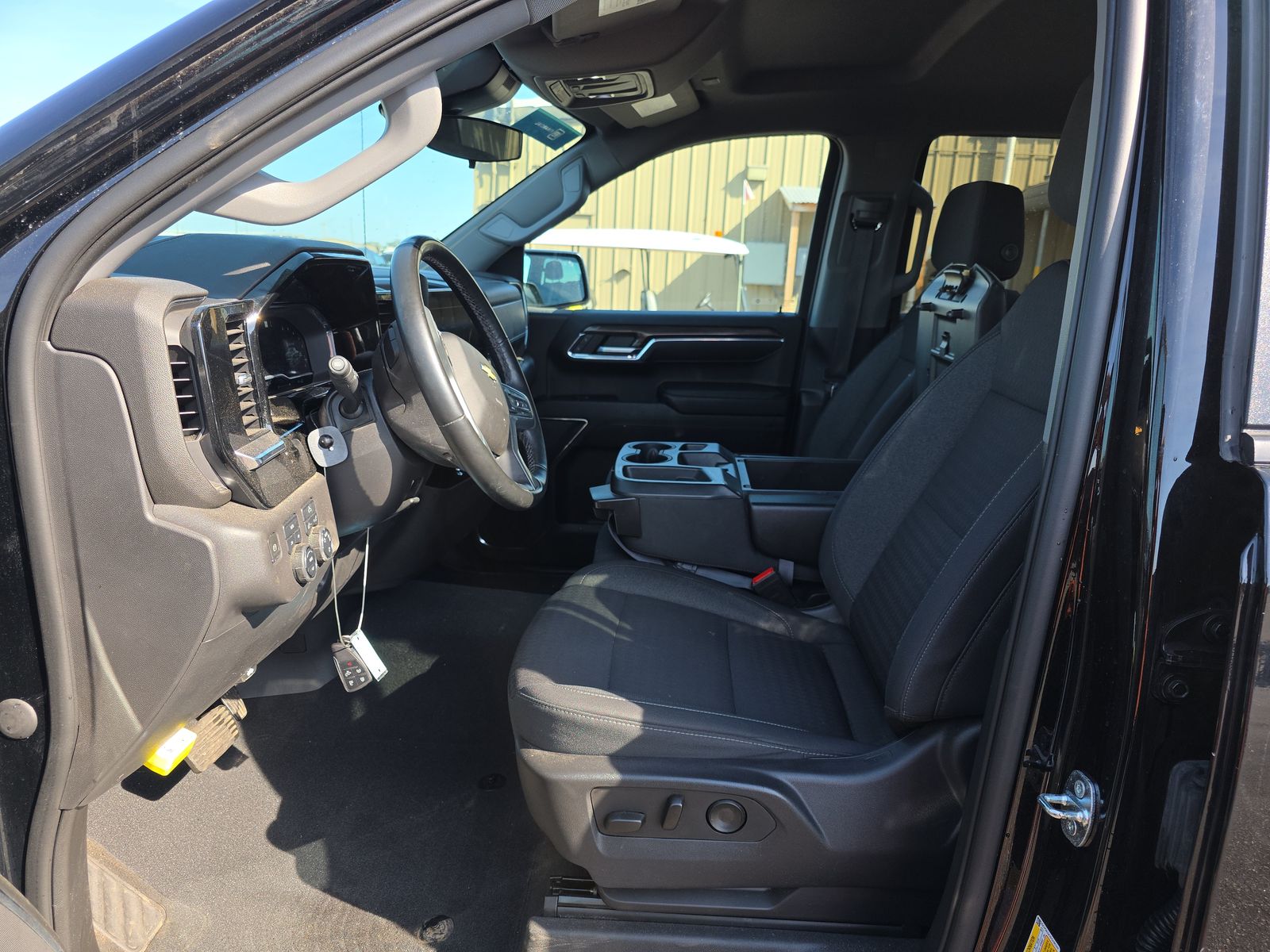 2023 Chevrolet Silverado 1500 LT AWD